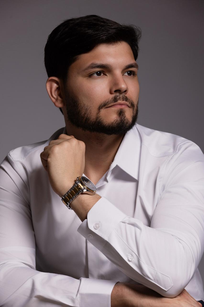 Dr. Jadson de Carvalho, cirurgião-dentista